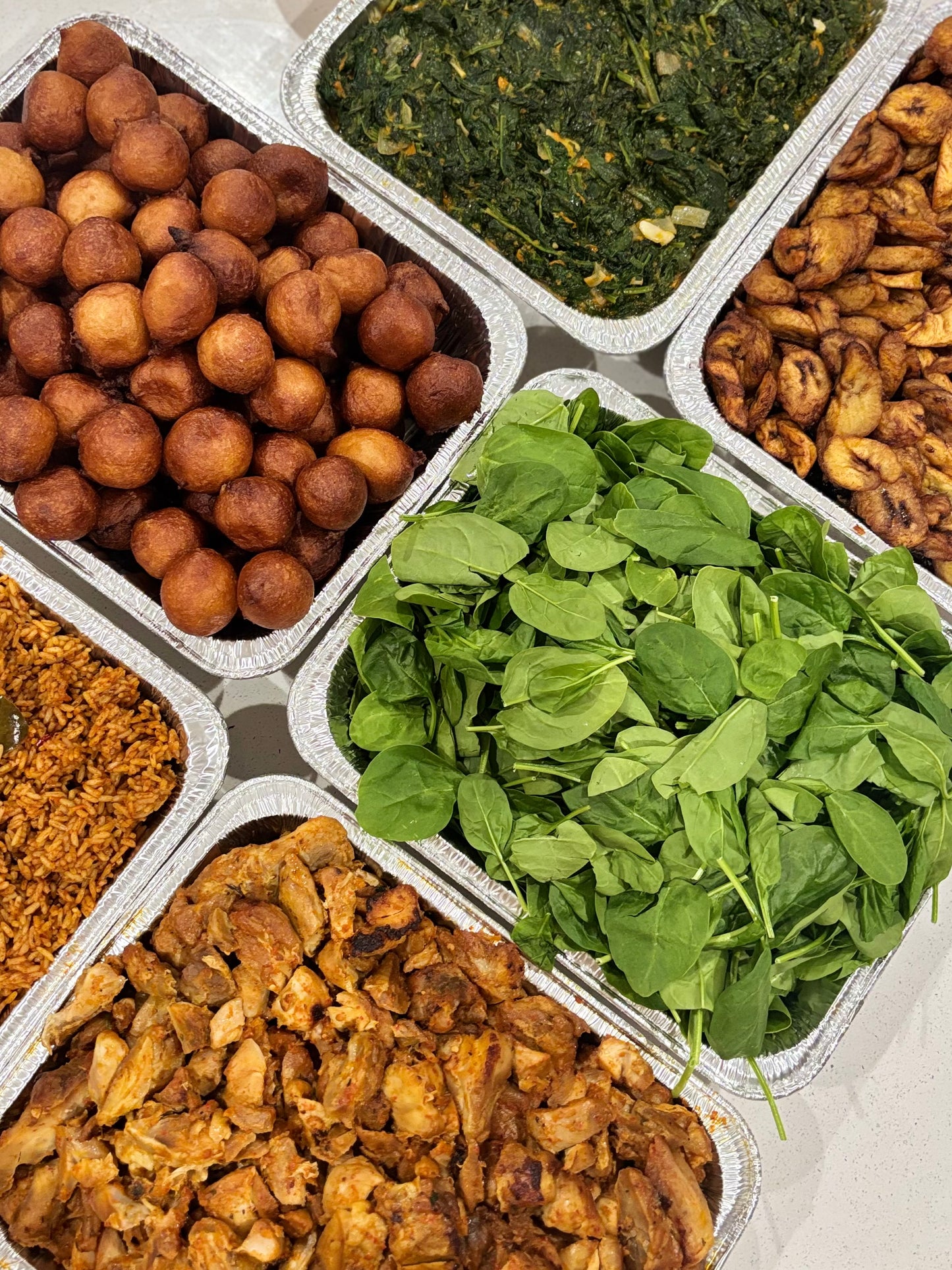 20 Guests (~28 Plates)